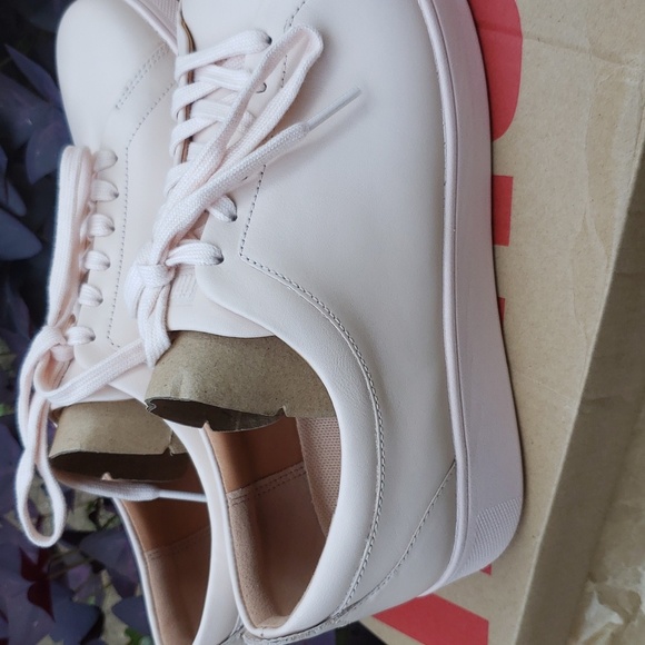 Fitflop Rally Sneakers in "Rose Foam", size 9 (US) - Picture 4 of 8